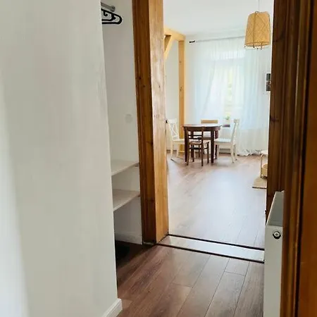 Turystyczna 22 שצ'קלארסקה פוראובה